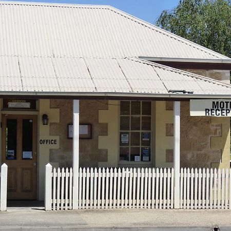 Coonawarra Motor Lodge Penola Dış mekan fotoğraf