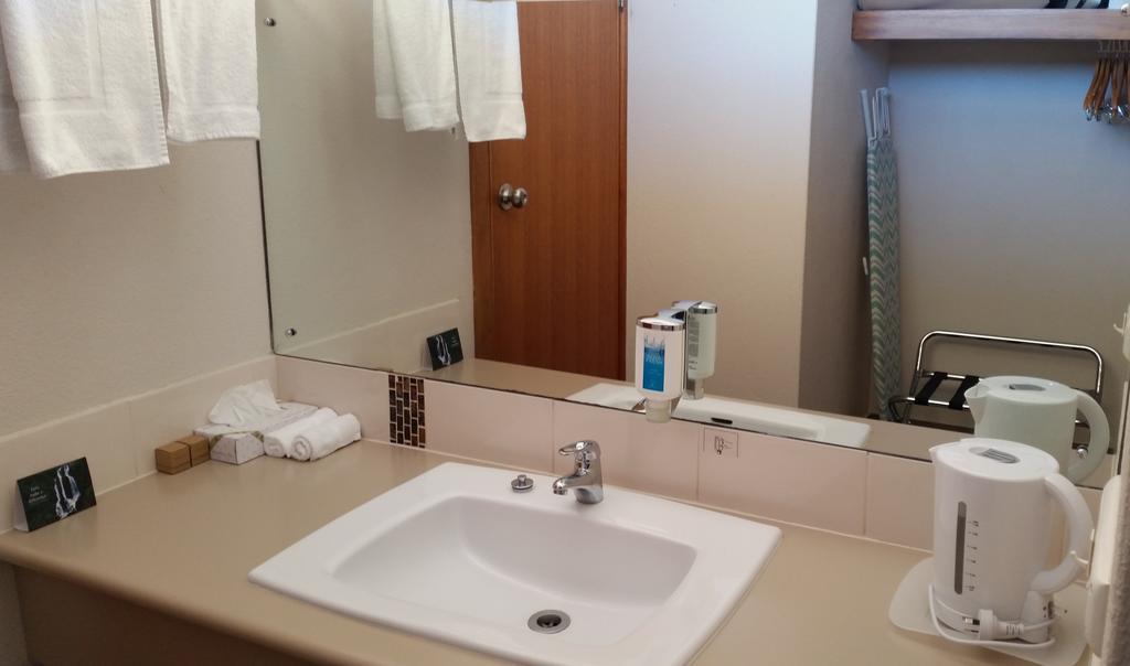 Coonawarra Motor Lodge Penola Dış mekan fotoğraf