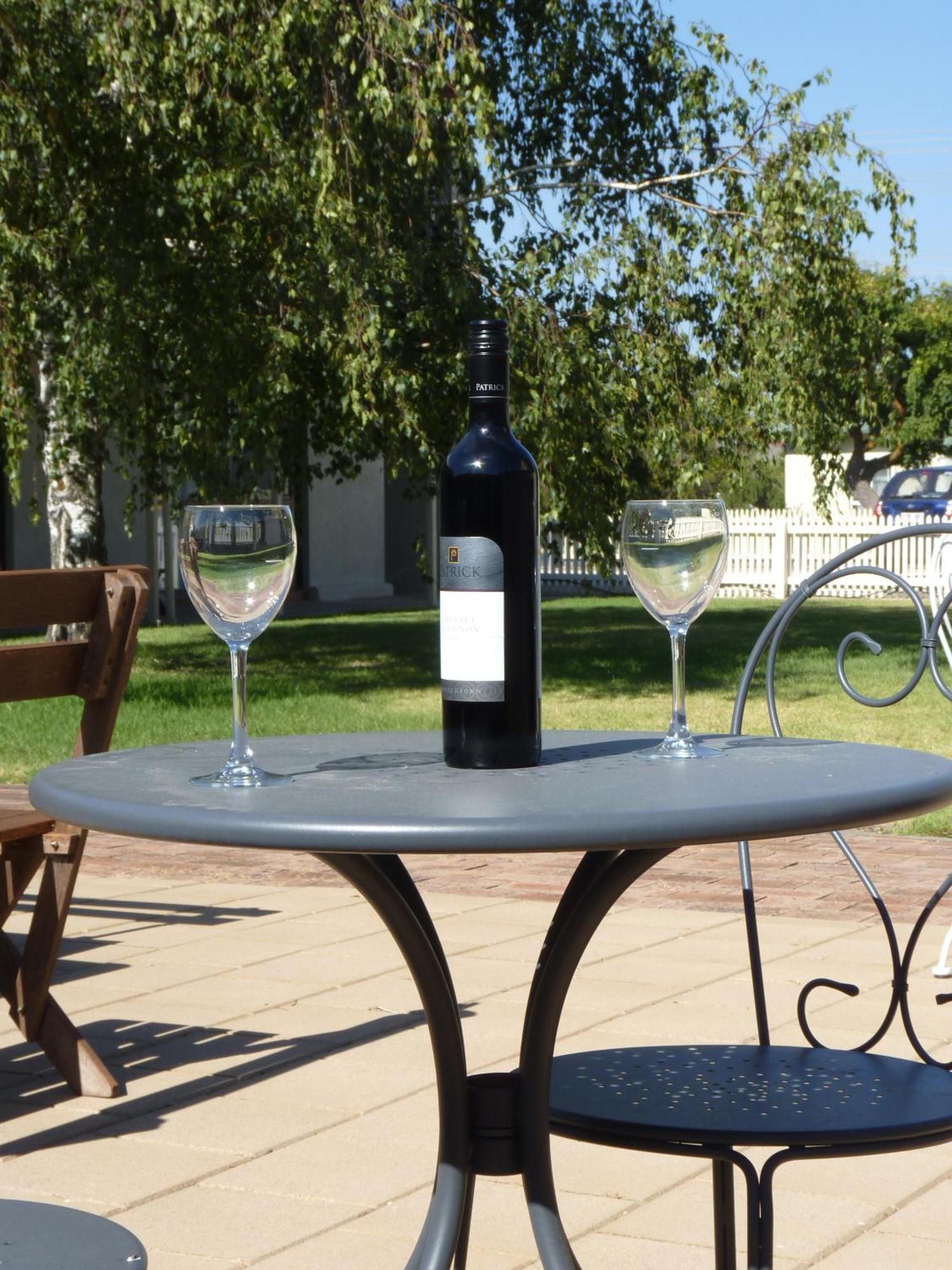 Coonawarra Motor Lodge Penola Dış mekan fotoğraf