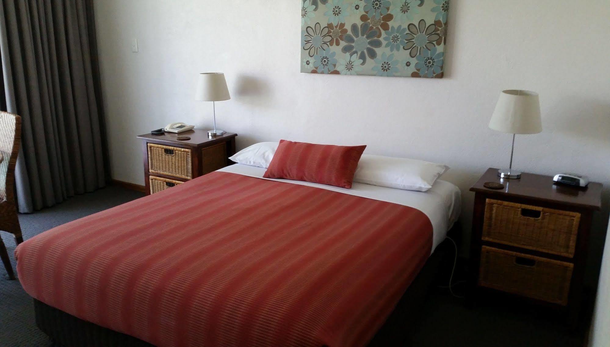 Coonawarra Motor Lodge Penola Dış mekan fotoğraf
