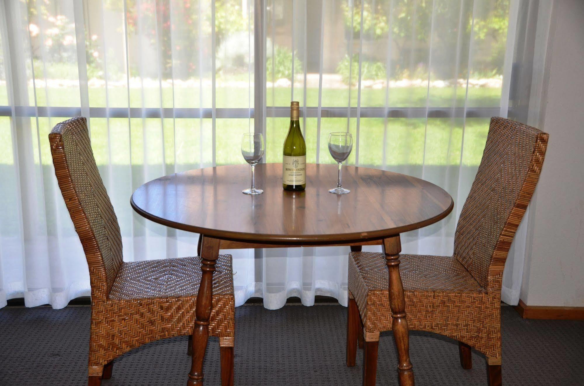 Coonawarra Motor Lodge Penola Dış mekan fotoğraf